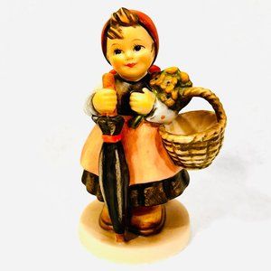 Goebel Hummel #350 "On Holiday"  TMK6